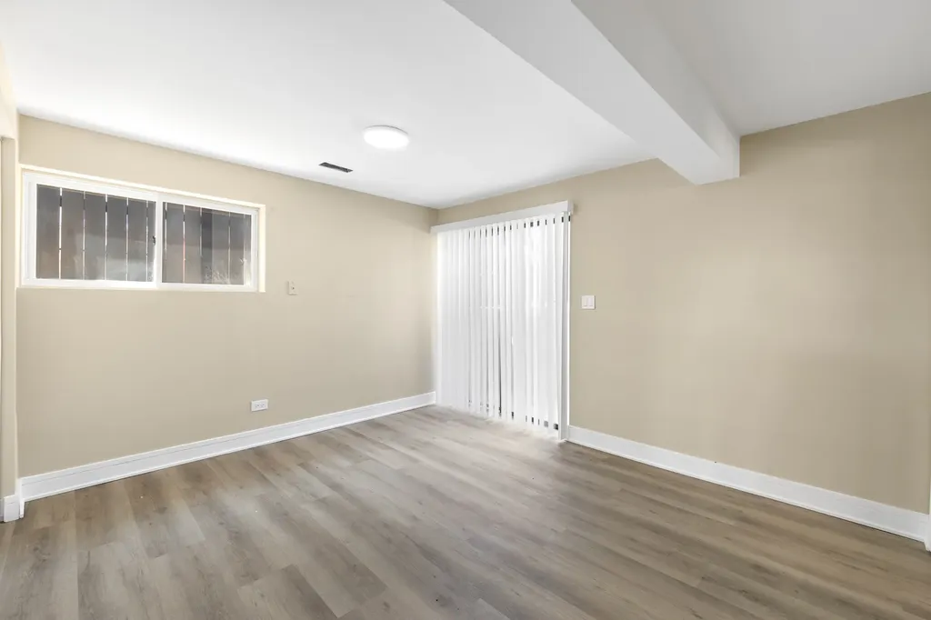 5024 South Lockwood Avenue Chicago IL 60638