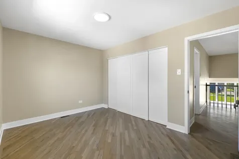 5024 South Lockwood Avenue Chicago IL 60638