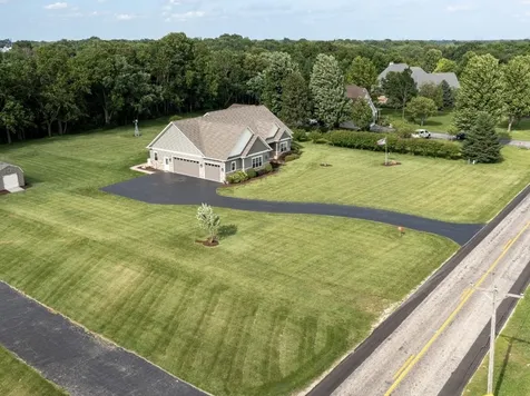 15919 Burr Oak Road Plano IL 60545