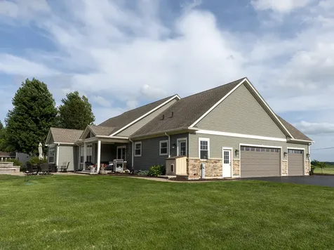 15919 Burr Oak Road Plano IL 60545