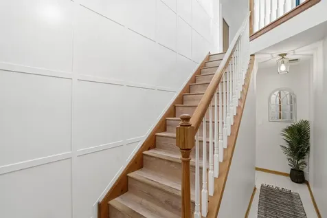 3255 North Daniels Court Arlington Heights IL 60004