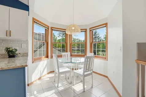 3255 North Daniels Court Arlington Heights IL 60004