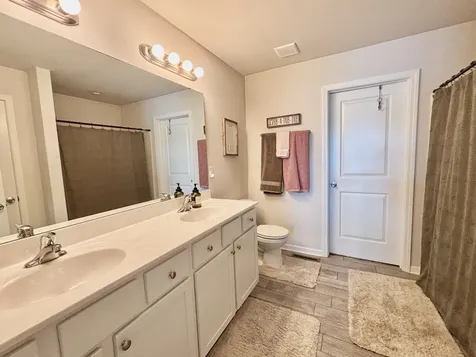 205 Sundance Trail Capron IL 61012