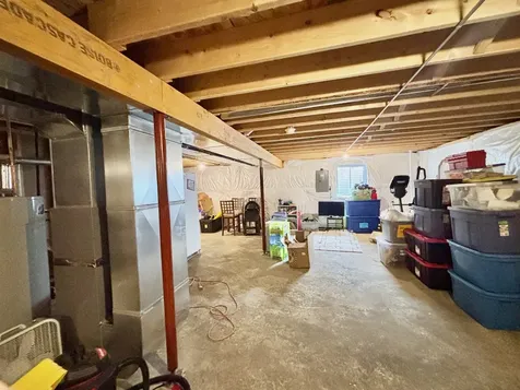 205 Sundance Trail Capron IL 61012