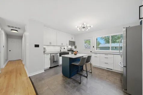 917 East Morris Drive Palatine IL 60074