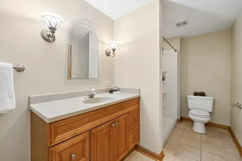 1674 Rolling Hills Drive Crystal Lake IL 60014