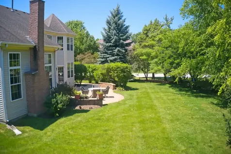 1674 Rolling Hills Drive Crystal Lake IL 60014