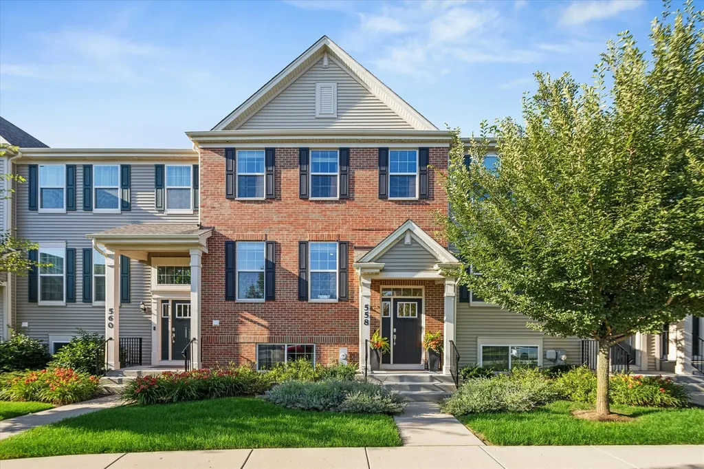 558 Cimmaron Circle Crystal Lake IL 60012