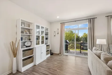 558 Cimmaron Circle Crystal Lake IL 60012