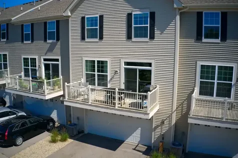 558 Cimmaron Circle Crystal Lake IL 60012