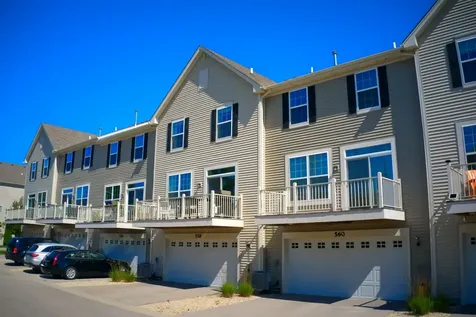 558 Cimmaron Circle Crystal Lake IL 60012