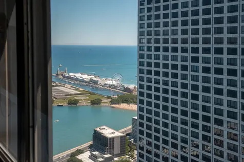 175 East Delaware Place Chicago IL 60611