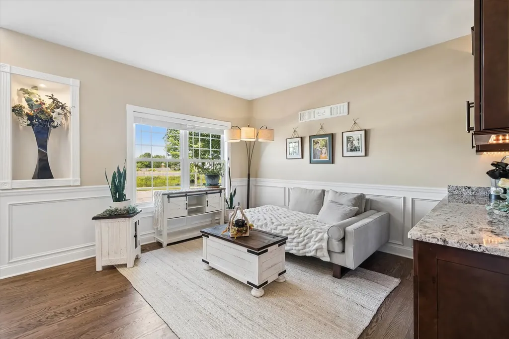 5243 Greenshire Circle Lake In The Hills IL 60156