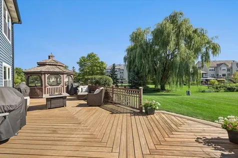 5243 Greenshire Circle Lake In The Hills IL 60156