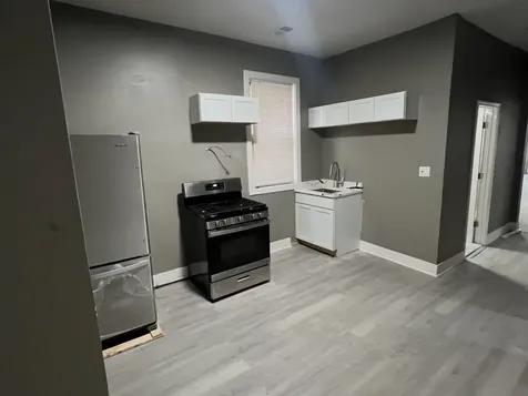 6753 South Loomis Boulevard Chicago IL 60636