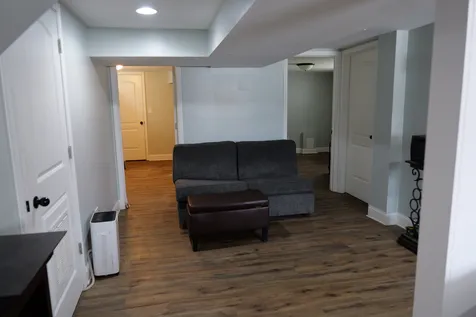 3223 West 84th Place Chicago IL 60652