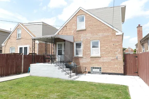 3223 West 84th Place Chicago IL 60652