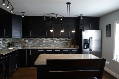 3223 West 84th Place Chicago IL 60652