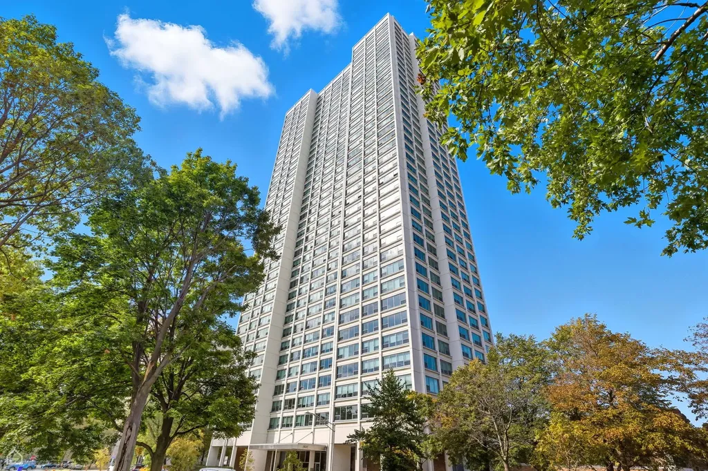 1700 East 56th Street Chicago IL 60637
