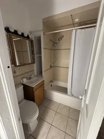 2454 West Diversey Avenue Chicago IL 60647