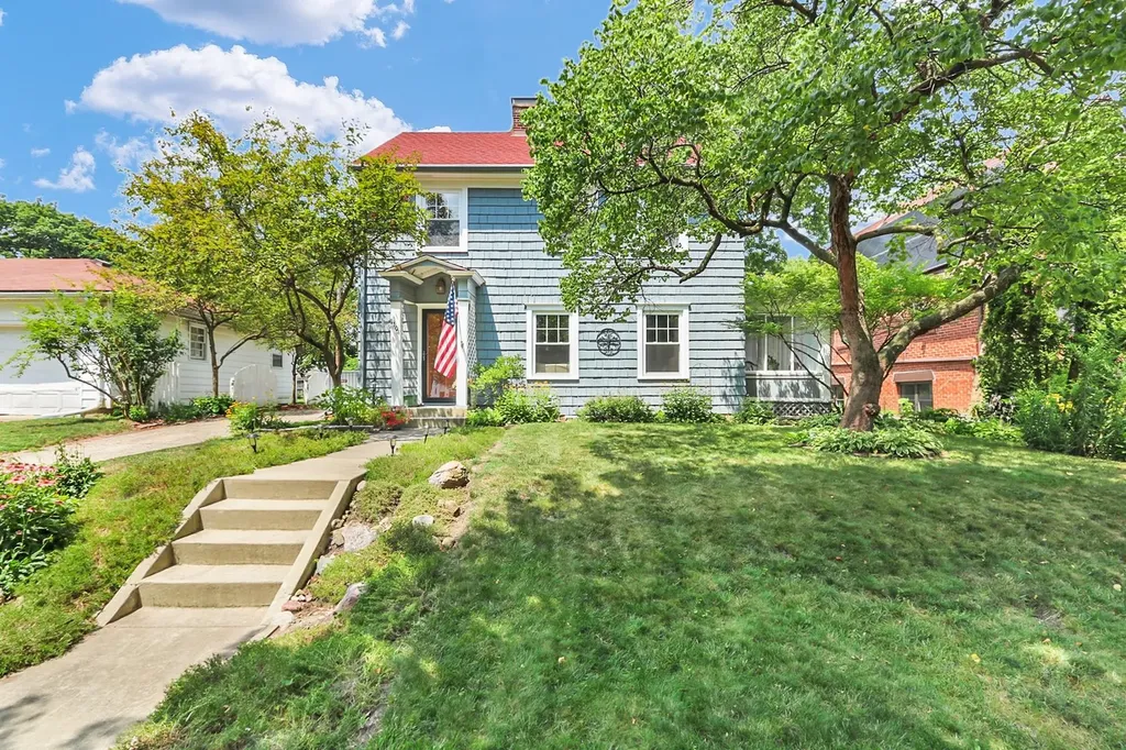 1104 West Green Street Champaign IL 61821