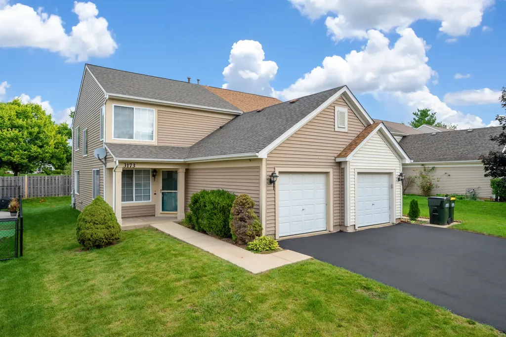 3173 Impressions Drive Lake In The Hills IL 60156