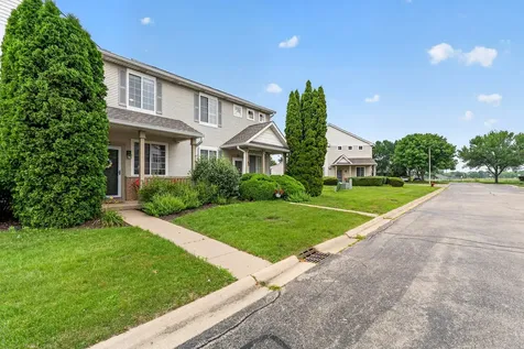 83 Strawflower Court Romeoville IL 60446