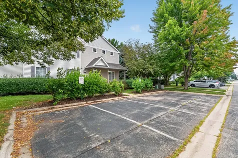 83 Strawflower Court Romeoville IL 60446