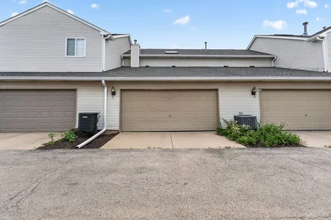 83 Strawflower Court Romeoville IL 60446