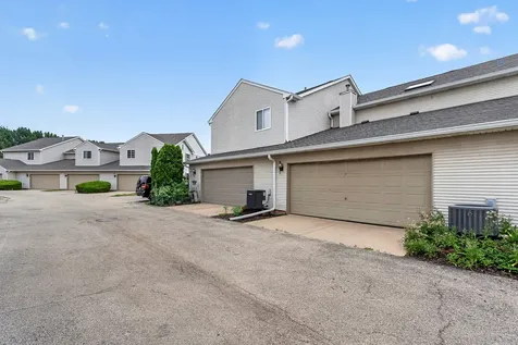 83 Strawflower Court Romeoville IL 60446