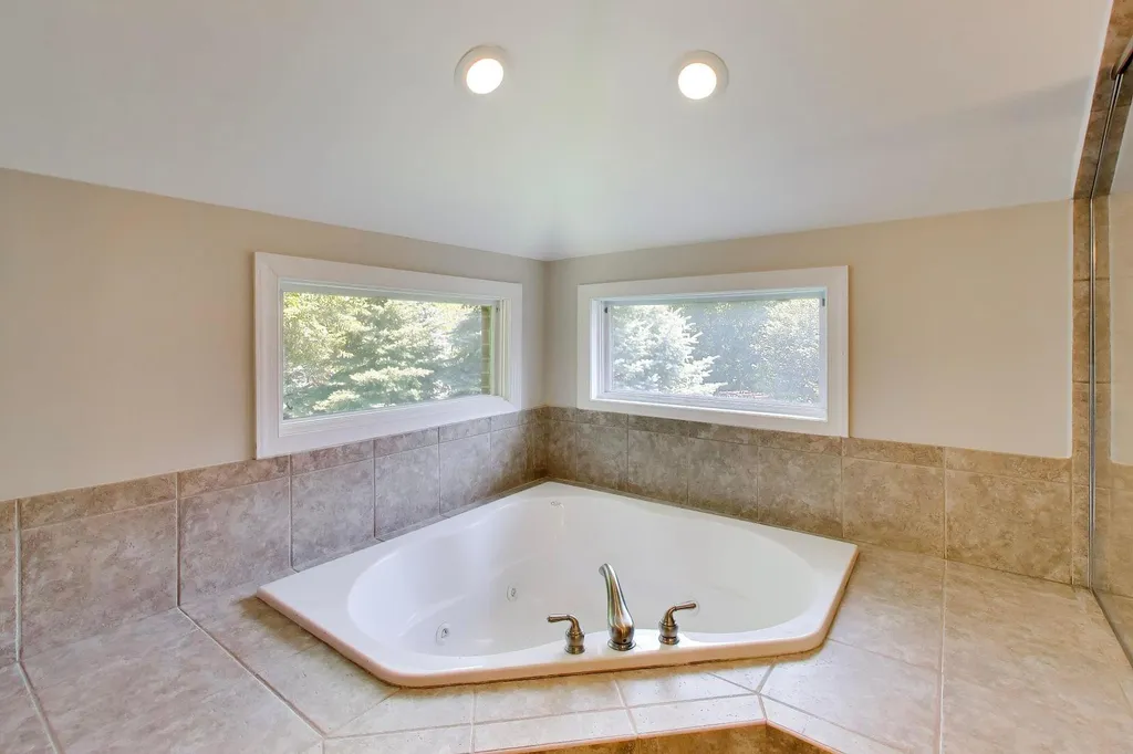 1111 Compass Court Naperville IL 60540
