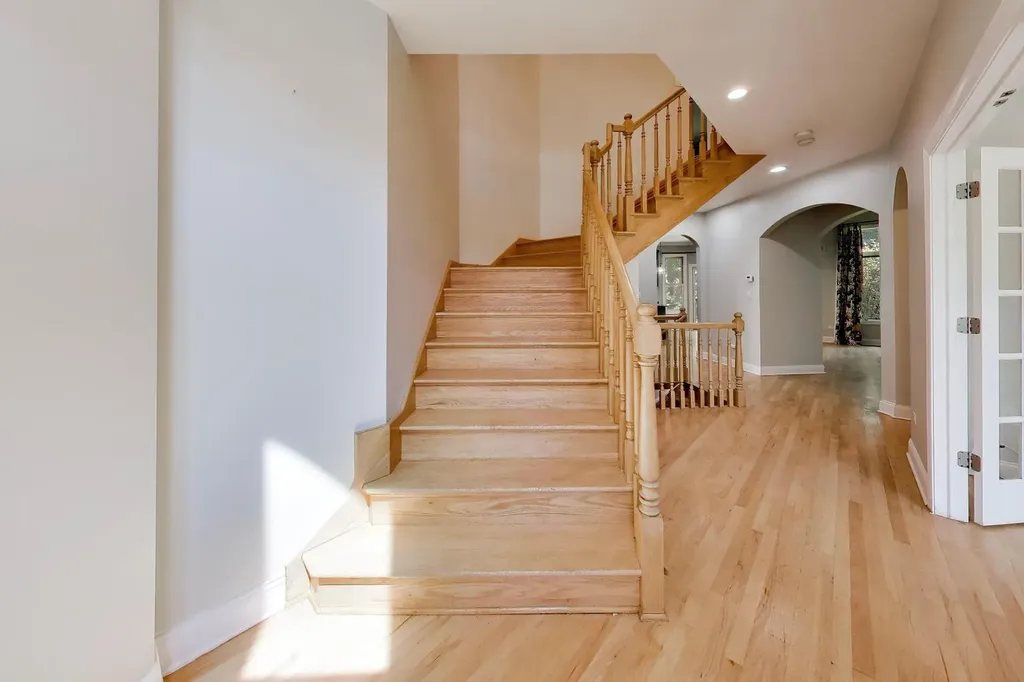 1111 Compass Court Naperville IL 60540