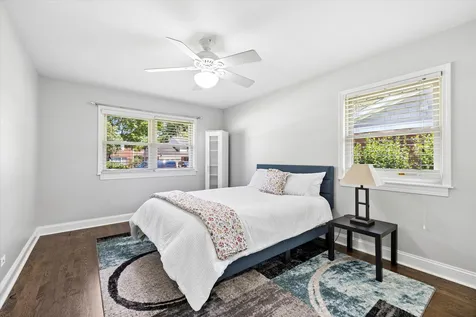 404 South See Gwun Avenue Mount Prospect IL 60056