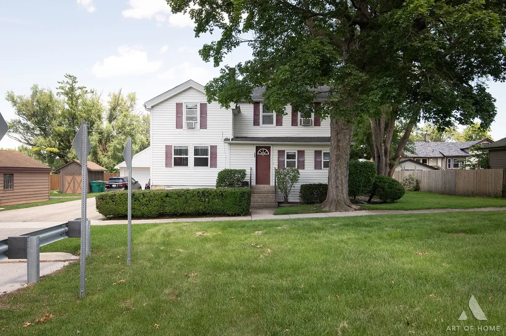 220 East 15th Street Lockport IL 60441