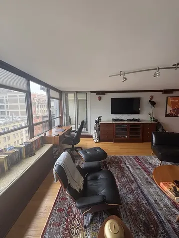 201 East Chestnut Street Chicago IL 60611