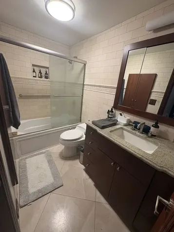 201 East Chestnut Street Chicago IL 60611
