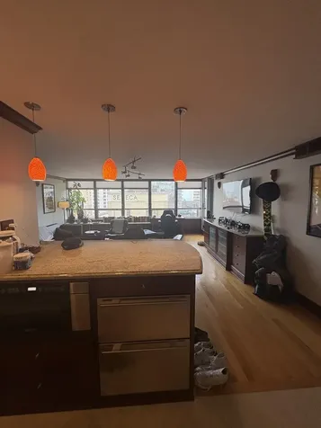 201 East Chestnut Street Chicago IL 60611