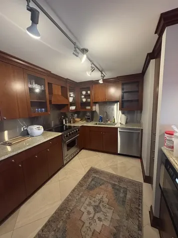 201 East Chestnut Street Chicago IL 60611