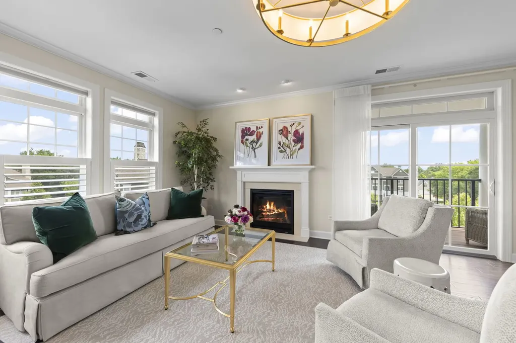 149 West Kennedy Lane Hinsdale IL 60521