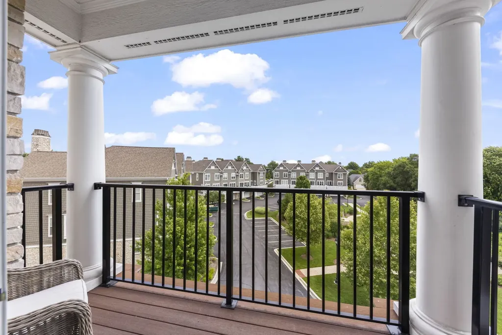 149 West Kennedy Lane Hinsdale IL 60521
