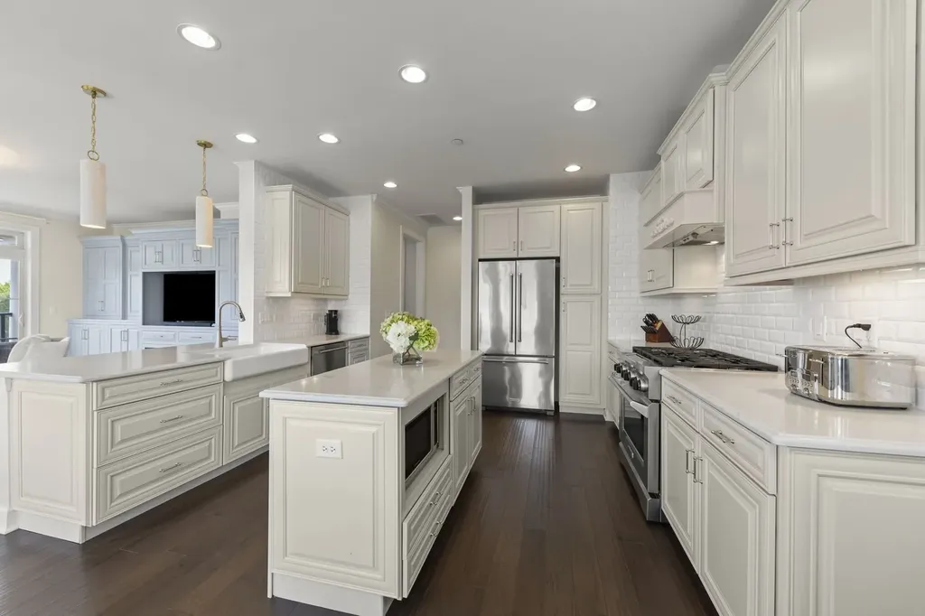 149 West Kennedy Lane Hinsdale IL 60521