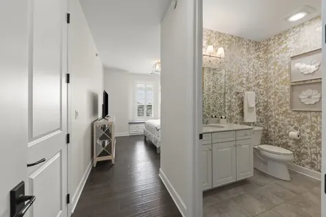 149 West Kennedy Lane Hinsdale IL 60521