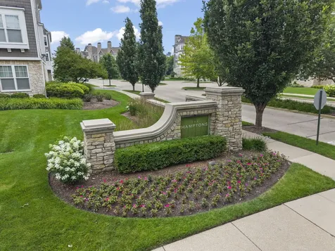 149 West Kennedy Lane Hinsdale IL 60521