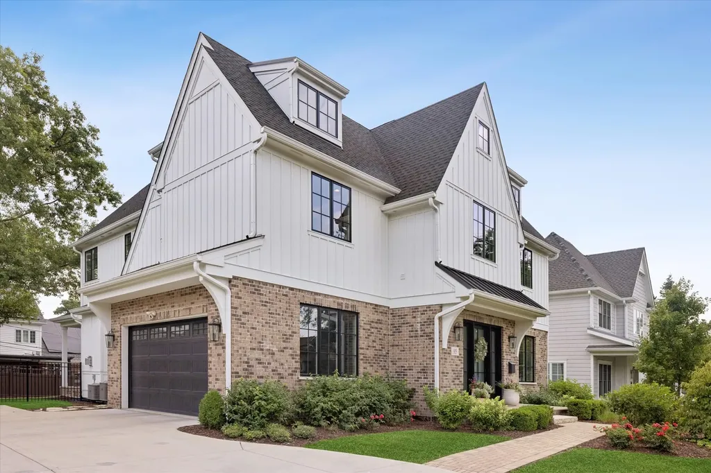 915 South Madison Street Hinsdale IL 60521