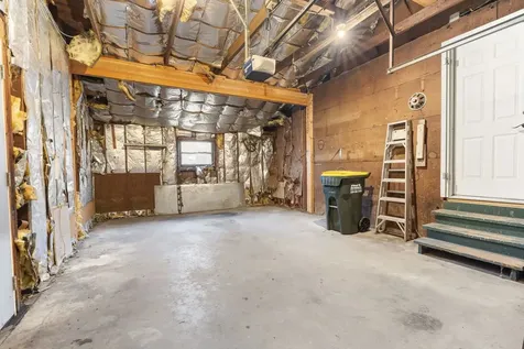 4715 West Crystal Lake Road Mchenry IL 60050