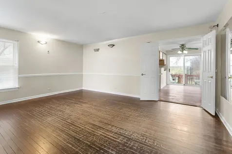 4715 West Crystal Lake Road Mchenry IL 60050