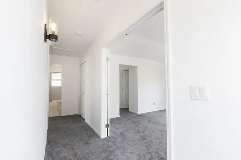 4257 North Kolmar Avenue Chicago IL 60641