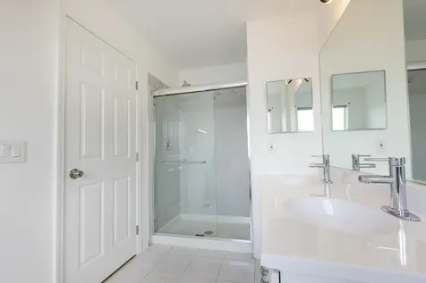 4257 North Kolmar Avenue Chicago IL 60641