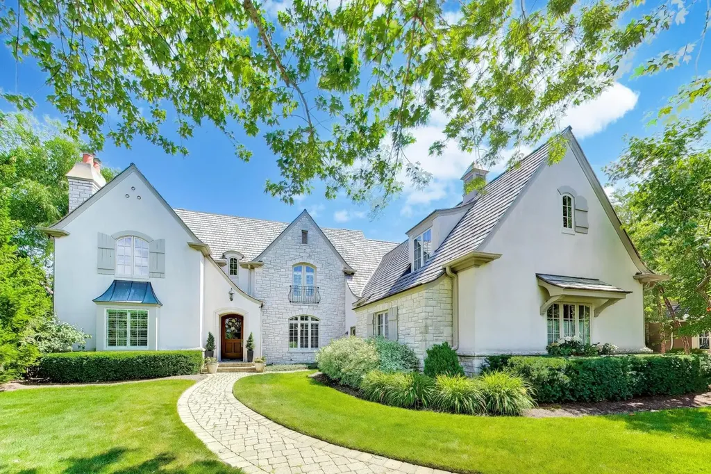 1871 West Salisbury Lane Lake Forest IL 60045