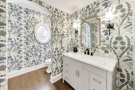 1871 West Salisbury Lane Lake Forest IL 60045